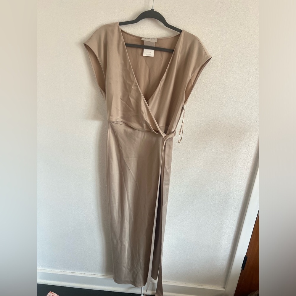 BHLDN Louisa Satin Charmeuse Champagne Wrap Front Surplice Midi Dress 10 - Picture 2 of 6